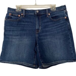 GAP Dark Blue Mid Rise Jean Shorts Backyard BBQ, Normcore, beach, jorts